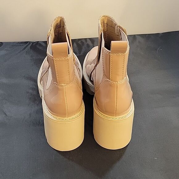 BRAND NEW DOLCE VITA CAFE PATENT HUEY LUG BOOTS - Picture 6 of 14